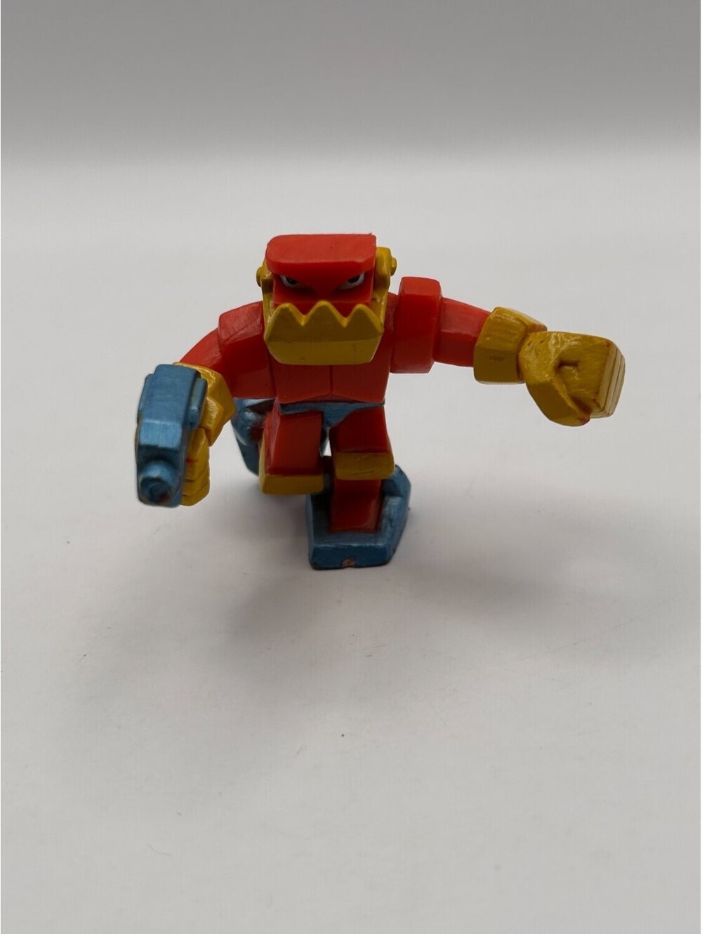 Mga Entertainment Legend Of The Dragon Miniature Action Figure Red